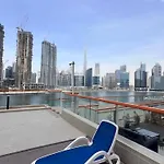 Luxurious Bedroom Apartment With Pool L Business Bay Canal L 10 Min To Dubai Mall L Burj Khalifa L Down Town